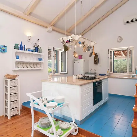 Gorgeous In With Kitchen Σπίτι διακοπών
